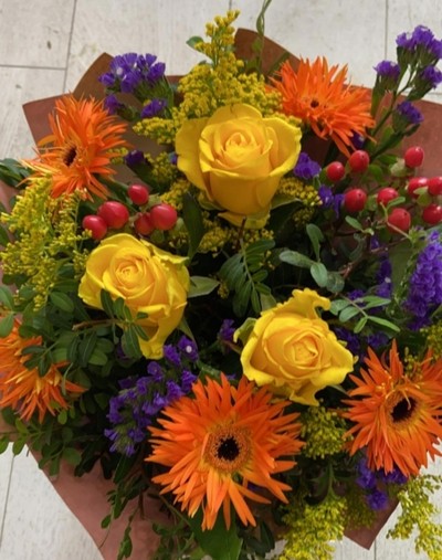 vibrant bouquet from best florist in Bromley for same day delivery in Addington, Addiscombe, Badgers Mount, Beckenham, Bell Green, Berry's Green, Bexley, Bickley, Biggin Hill, Blackfen, Broad Green, Bromley, Bromley Common, Bromley Park, Broom Hill, Catford, Caterham, Chelsfield, Chislehurst, Chislehurst West, Coney Hall, Crockenhill, Crofton, Croydon, Crystal Palace, Cudham, Derry Downs, Downe, Downham, Eden Park, Elmers End, Elmstead, Eltham, Farnborough, Foots Cray, Forestdale, Foxbury, Goddington, Green Street Green, Grove Park, Hayes, Hither Green, Keston, Keston Mark, Knockholt, Leaves Green, Lee, Lewisham, Locksbottom, Longlands, Lower Sydenham, Luxted, Mitcham, Monks Orchard, Mottingham, Nash, New Addington, New Beckenham, New Eltham, North Cray, Orpington, Park Langley, Petts Wood, Plaistow, Poverest, Pratt's Bottom, Ramsden, Rushmore Hill, Ruxley, Sanderstead, Selhurst, Selsdon, Shirley, Shooters Hill, Shortlands, Sidcup, South Croydon, Southborough, Southend, Spring Park, St Mary Cray, St Paul's Cray, Sydenham, Sundridge, Upper Elmers End, Upper Shirley, Upper Sydenham, Wandle Park, Welling, West Croydon, West Wickham, Whyteleafe, Widmore, Woodside. 