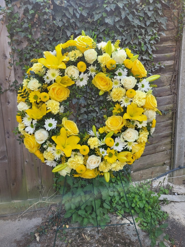 florist choice standing wreath suitable for a chapel, church service in Bromley, Croydon, Beckenham