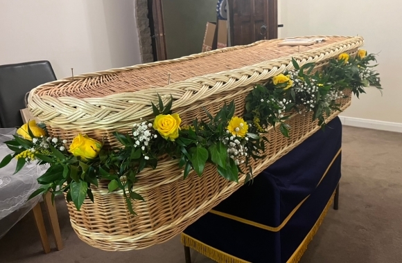 Dressing of the coffin
