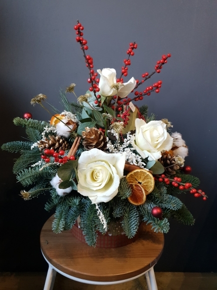christmas hat box arrangement hand made by florist in Hayes, Bromley