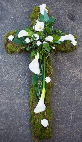 Contemporary Mossed Cross with Calla Lily