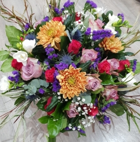 country wild flowers bouquet hand made by local florist in Bromley for same day delivery in Hayes, Bromley, Beckenham, Orpington, Sidcup, Catford, Downham, Bexley, Bickley, Biggin Hill, Bromley Common, Chislehurst, Eltham, Farnborough, Foots Cray, Grove Park, Hither Green, Keston, Lee, Locksbottom, Sydenham, Petts Wood, Elmers End, West Wickham, Shortlands, Lewisham, Mottingham, Pratt's Bottom, Westernham, Kidbroke, Forest Hill, Anerley, Penge, Blackheath, Shooters Hill, Welling, Woodside, South Croydon, East Croydon, West Croydon, Addington, Shirley, Addiscombe, Coulsdon, Selsdon, Selhurst, South Norwood, Thornton Heath, Mitcham, Foresdale, Sutton, Carshalton, Sanderstead, Selhurst, Selsdon, Shirley, Kenley, Whyteleafe, Crystal Palace, Beddington, New Addington, Wallington, Purley and surrounding areas.