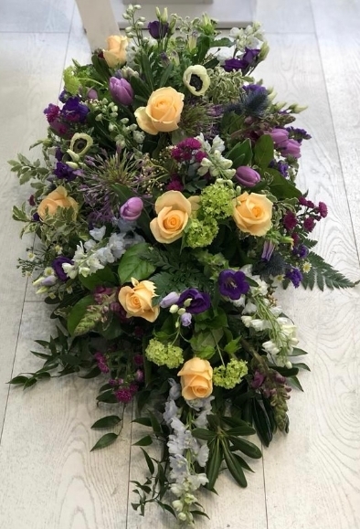 Eden coffin spray, funeral wreat for delivery to Bromley, Beckenham Crematorium, Hither Green Cementry, Lewisham Crematorium, Bluebell Cementry
