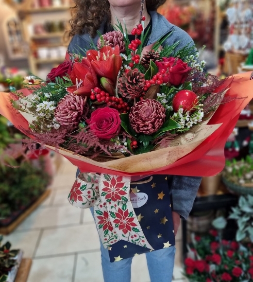 Bespoke made Christmas bouquet from independent florist covering BR postcodes 