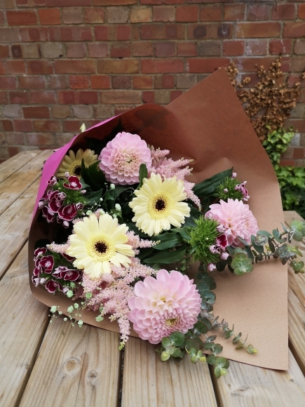 Wrap with Dahlias