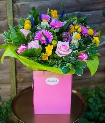lovely bright flowers bouquet with naricissus, craspedia, daisies arranged by local florist in Hayes, West Wickham, Shirley, Beckenham, Bromley, Croydon
