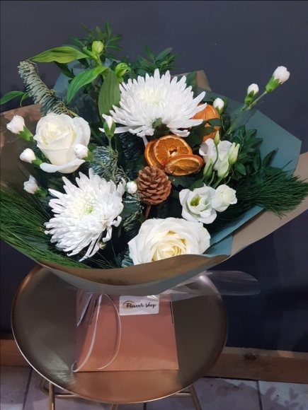 All white flowers Christmas bouquet arranged by florist near me in Bromley