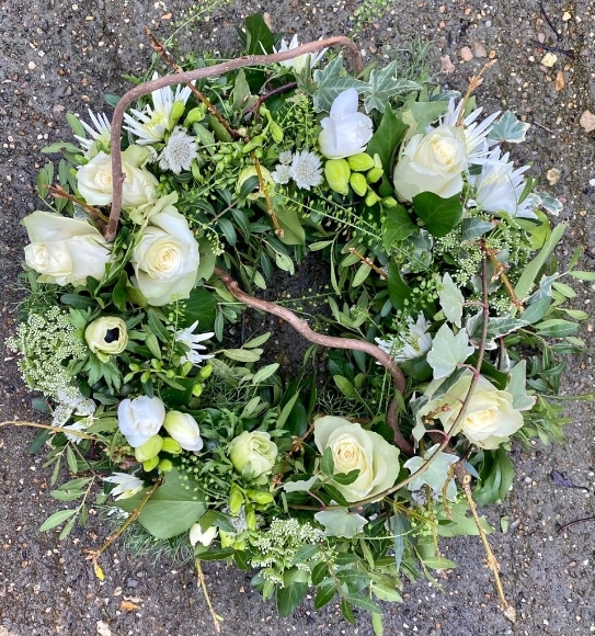 funeral flowers, funeral wreath for delivery to Bromley, Beckenham Crematorium, Hither Green Cementry, Lewisham Crematorium, Bluebell Cementry