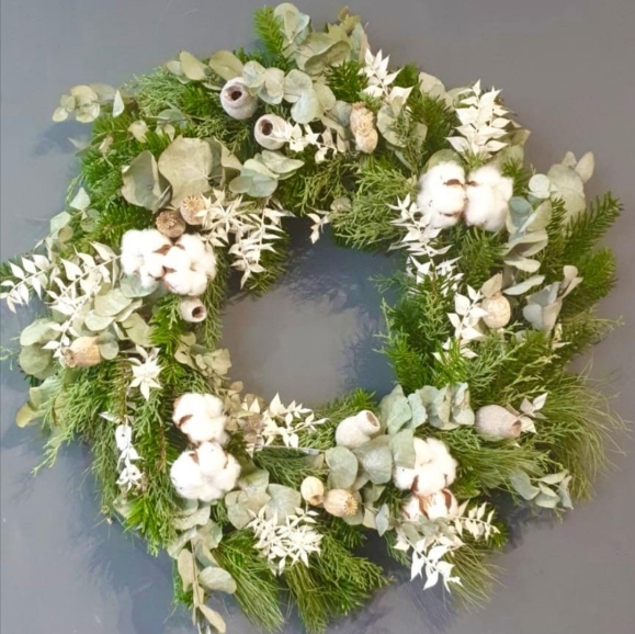 Christmas wreaths hand made by florist in Bromley